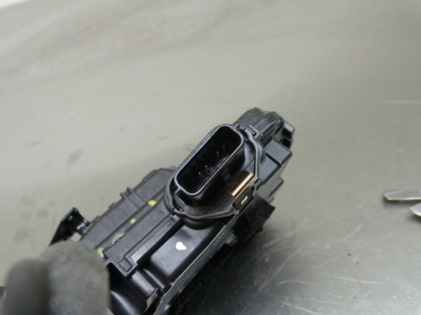 Fechadura / fecho porta trás direito RENAULT Captur (J5_) Imagem-2