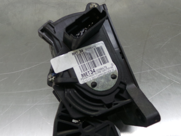 Pedal do acelerador PEUGEOT 308 II Imagem-2