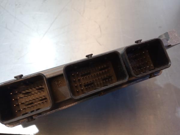 Centralina motor / ECU RENAULT Twingo II (CN0_) Imagem-2