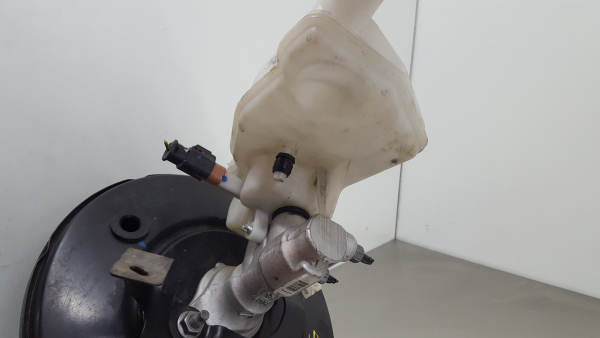 Central brake pump PEUGEOT 2008 I (CU_) Imagem-1