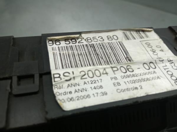 Caixa fusíveis / SAM / BSI PEUGEOT 207 (WA_, WC_) Imagem-2