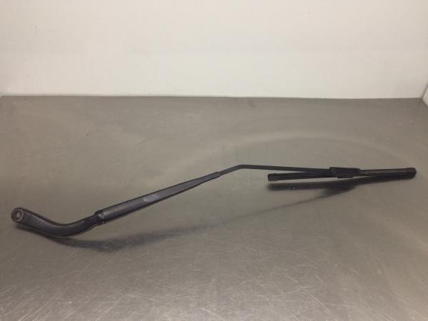 Windscreen wiper arm Right front SMART ForFour (453)