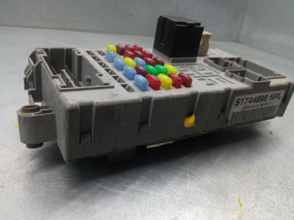 Caixa fusíveis / SAM / BSI FIAT Punto (188_) Imagem-2