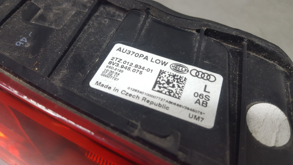 Feu de coffre Gauche AUDI A3 (8V1, 8VK) Imagem-2