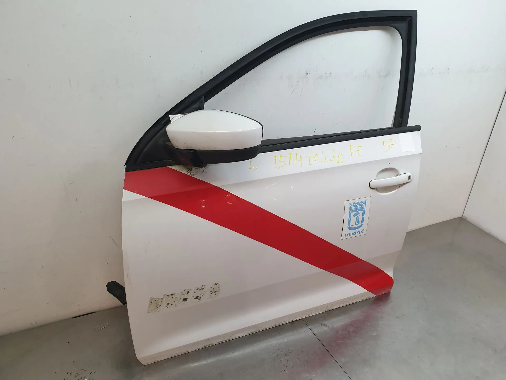 Porta anteriore sinistra SEAT Toledo IV (KG3) Imagem-1