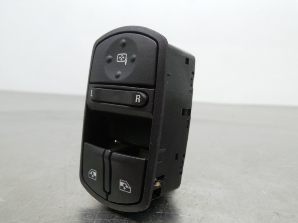 Left Front window control OPEL Corsa E