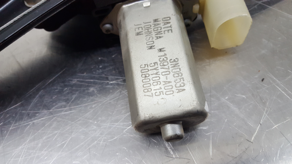 Elevador vidros trás direito BMW 1 (F20) Imagem-2