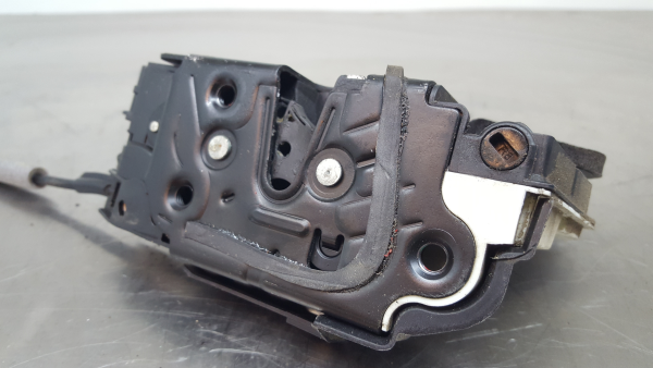 Serratura / chiusura porta Anteriore Destro VOLKSWAGEN Golf VII (5G1, BQ1, BE1, BE2)