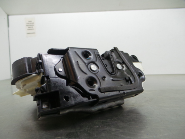 Fechadura / fecho porta trás direito SEAT Leon (5F1) Imagem-2