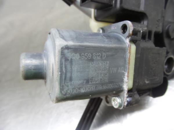 Lève-vitre arrière Droite VOLKSWAGEN Polo (AW1) Imagem-3