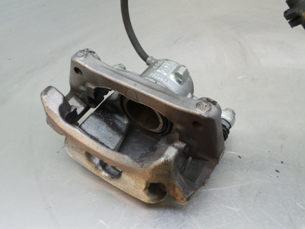 Pinça travão / maxila de travão frente esquerda RENAULT Megane IV (B9A/M_) Imagem-1