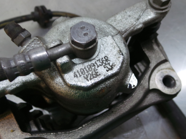 Pinça travão / maxila de travão frente esquerda RENAULT Megane IV (B9A/M_) Imagem-2