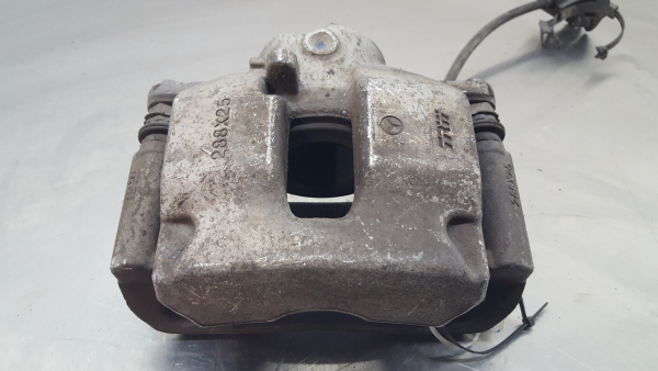 Pinça travão / maxila de travão frente esquerda MERCEDES-BENZ Classe C Carrinha (S204)