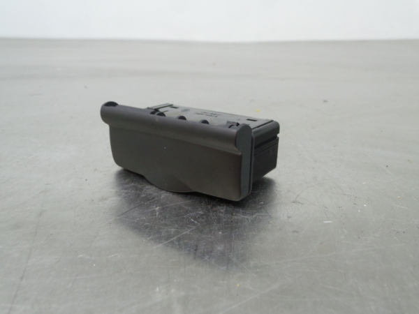 Módulo USB / AUX / IPOD RENAULT Megane III Coupé (DZ0/1_)