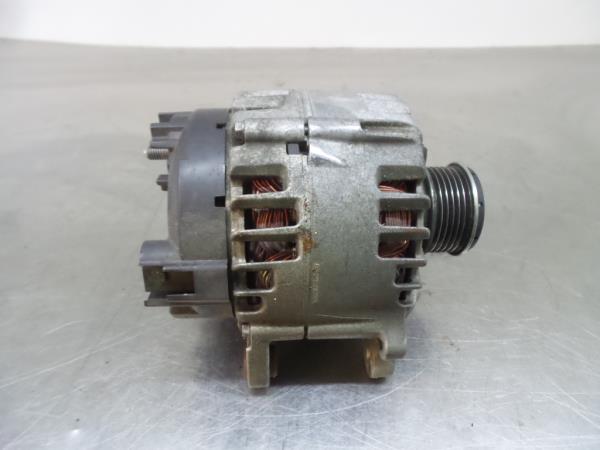 Alternador VOLKSWAGEN Golf VI (5K1)