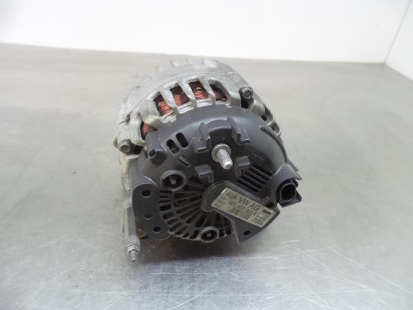 Alternador VOLKSWAGEN Golf VI (5K1) Imagem-1