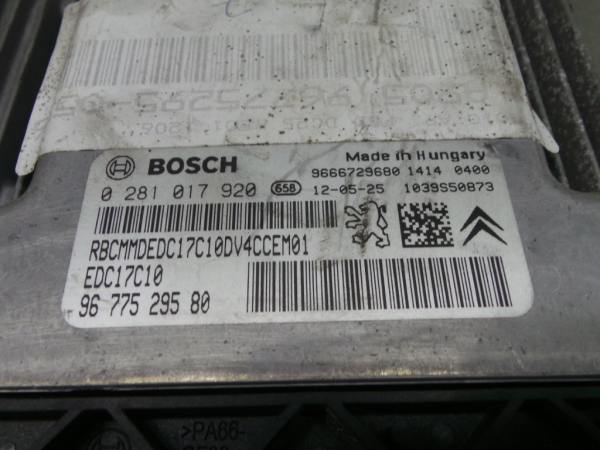 Centralina motor / ECU PEUGEOT 208 Imagem-5