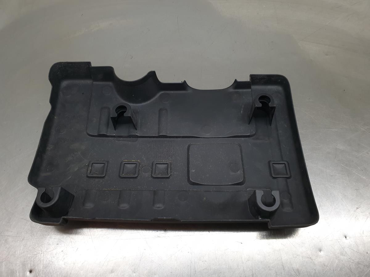 Engine cover RENAULT Megane III (BZ0_)