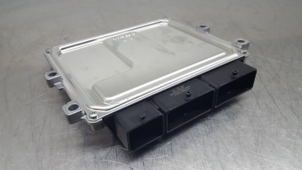 Centralina motor / ECU RENAULT Captur (J5_) Imagem-1