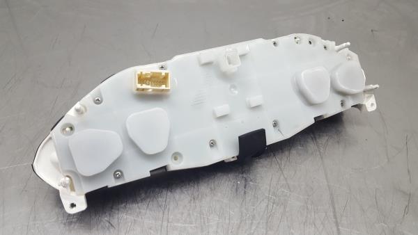 Quadrante / painel de instrumentos PEUGEOT 208 Imagem-1