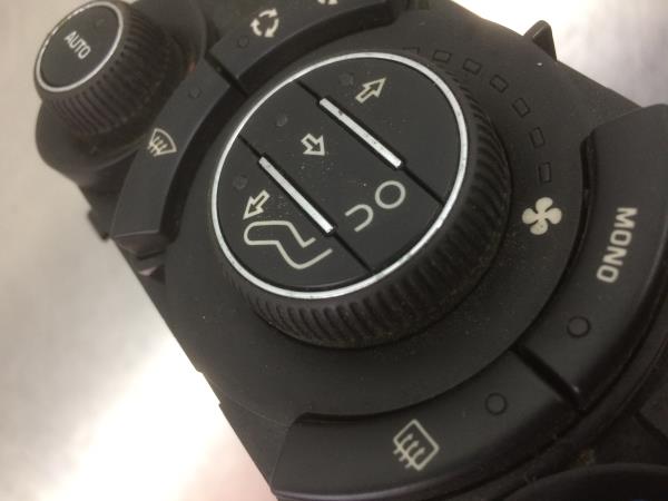 Comando clima PEUGEOT 3008 I (0U_) Imagem-3