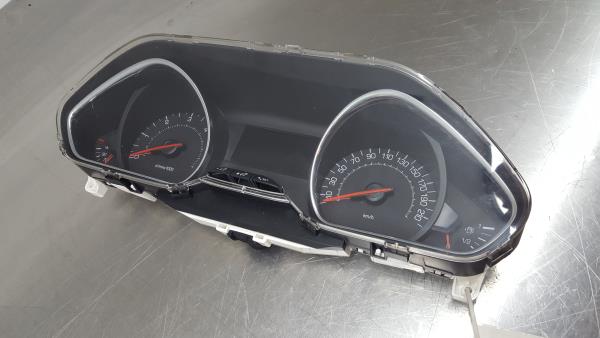 Instrument cluster PEUGEOT 208 Imagem-1