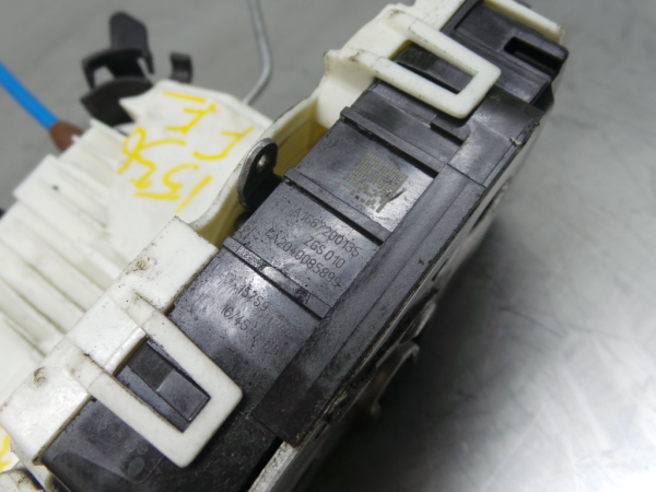 Serrure Avant Gauche MERCEDES-BENZ Classe A (W176) Imagem-3