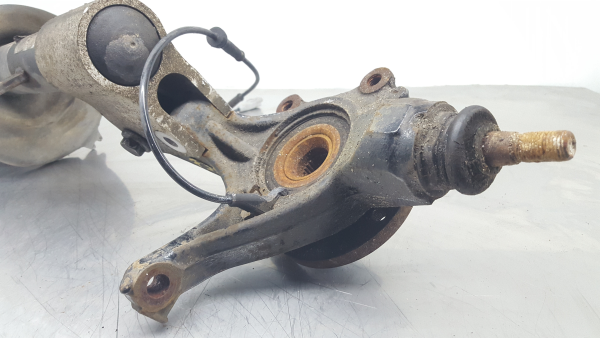 Manga de eixo frente esquerda PEUGEOT 3008 I (0U_)