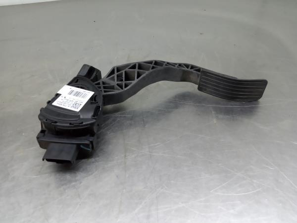 Pedal do acelerador PEUGEOT 208 Imagem-1