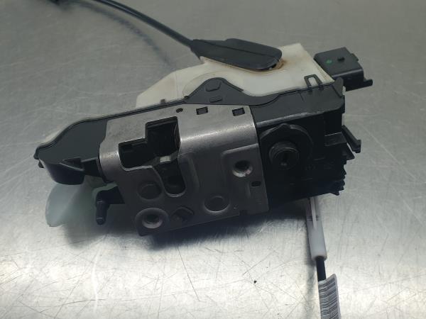 Serratura / chiusura porta anteriore sinistro PEUGEOT 2008 I (CU_) Imagem-1