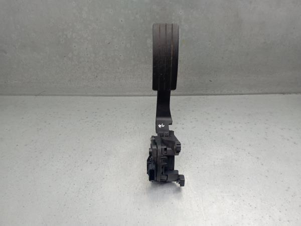 Pedal acelerador RENAULT Clio IV (BH_)