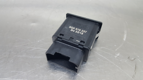 Comando multifunzione VOLKSWAGEN Polo (AW1) Imagem-2