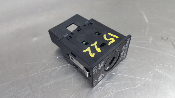 Comando multifunzione VOLKSWAGEN Polo (AW1) Imagem-1