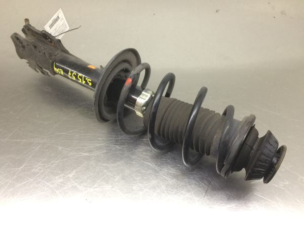 Amortiguador Delantero Izquierdo TOYOTA Yaris (_P13_)