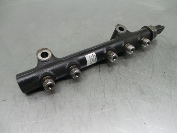 Rampe d'injection PEUGEOT 208