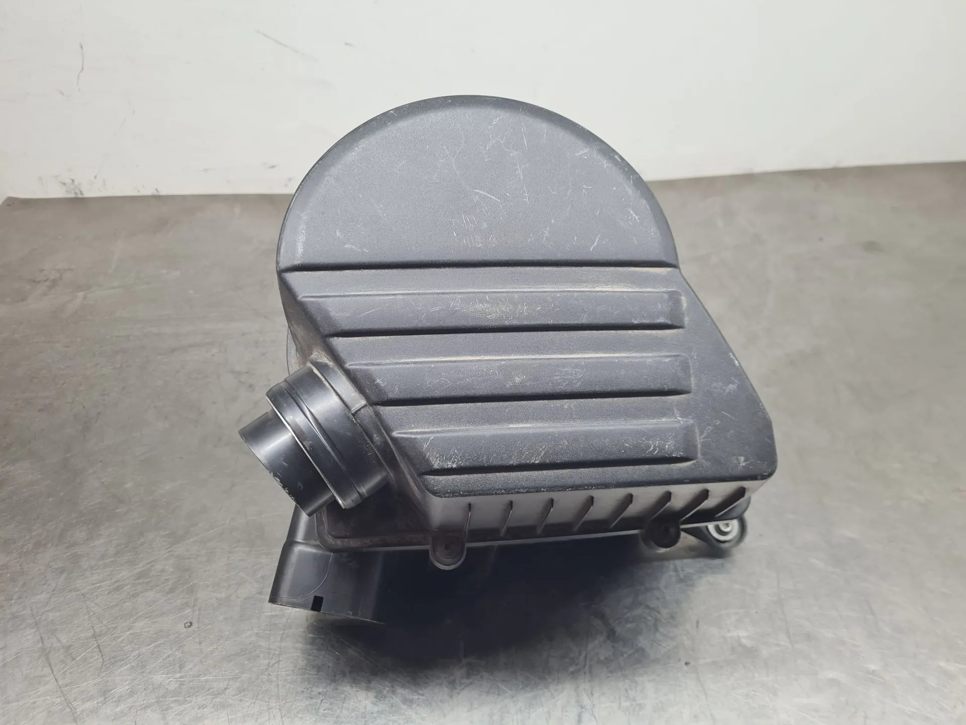 Scatola filtro aria VOLKSWAGEN Polo (6R, 6C)