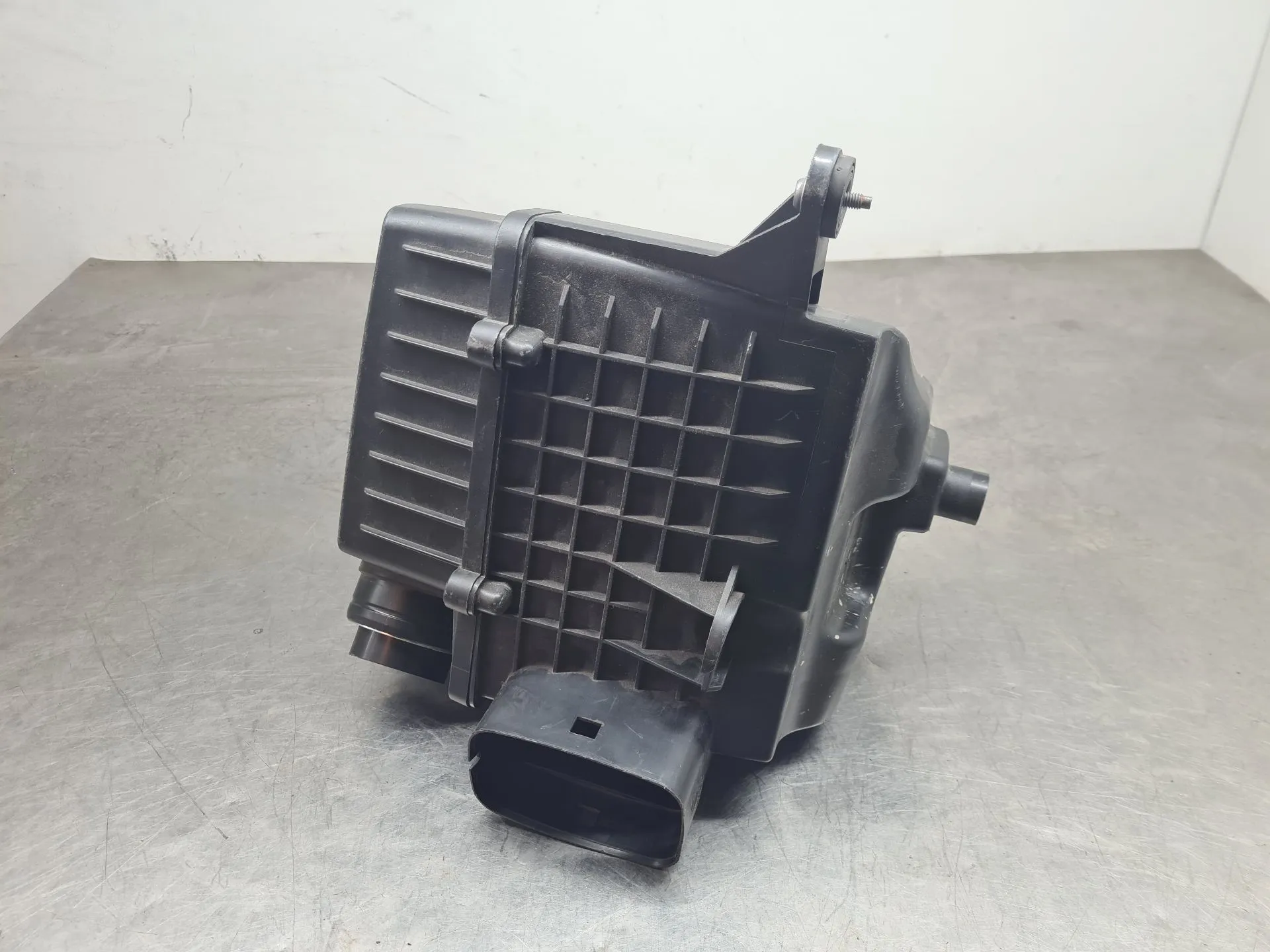 Caixa filtro ar VOLKSWAGEN Polo (6R, 6C) Imagem-2
