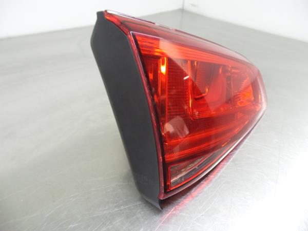 Feu de coffre Gauche VOLKSWAGEN Golf VII (5G1, BQ1, BE1, BE2) Imagem-1