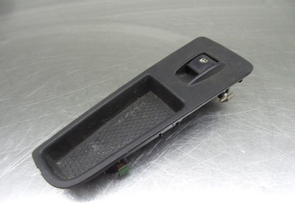 Mando / interruptor elevalunas delantero derecho FIAT Linea (323_)