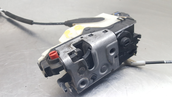 Fechadura / fecho porta trás esquerdo PEUGEOT 208 Imagem-1
