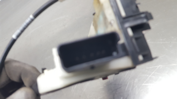 Fechadura / fecho porta trás esquerdo PEUGEOT 208 Imagem-3