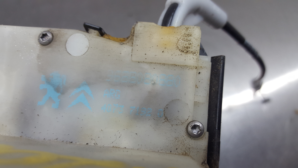 Fechadura / fecho porta trás esquerdo PEUGEOT 208 Imagem-5