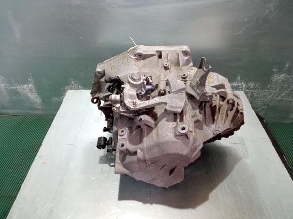 Manual gearbox OPEL Insignia A (G09) Imagem-1