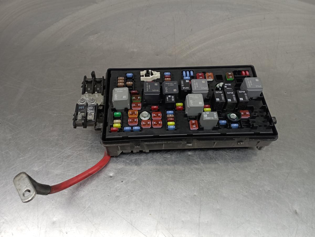 Caixa fusíveis / SAM / BSI OPEL Insignia A (G09) Imagem-1