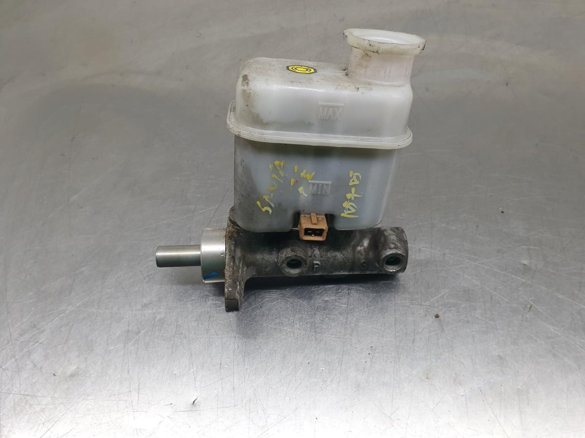 Central brake pump HYUNDAI Santa Fé II (CM) Imagem-1