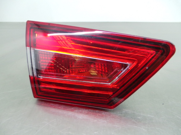 Left Tailgate light  RENAULT Clio IV (BH_)