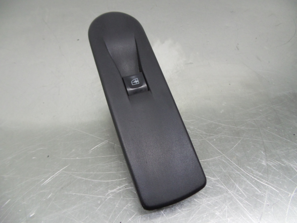 Mando / interruptor elevalunas delantero derecho RENAULT Clio IV (BH_)