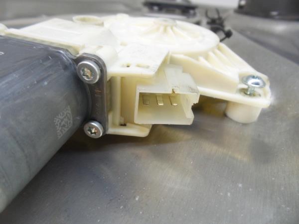 Lève-vitre avant gauche MERCEDES-BENZ Classe C (W204) Imagem-3