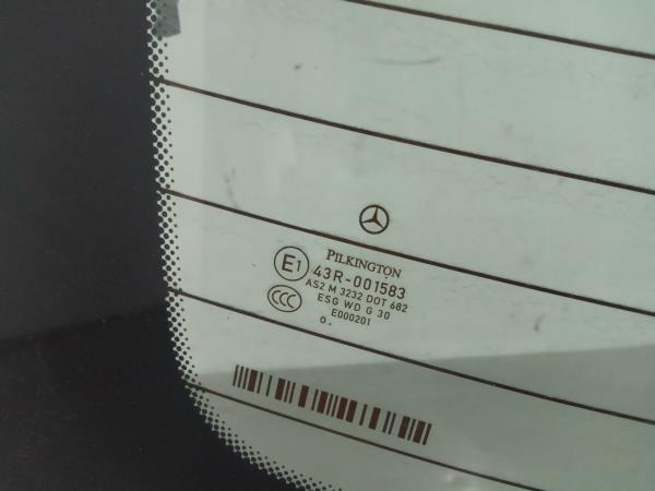 Vitre arrière MERCEDES-BENZ Classe C (W204) Imagem-1
