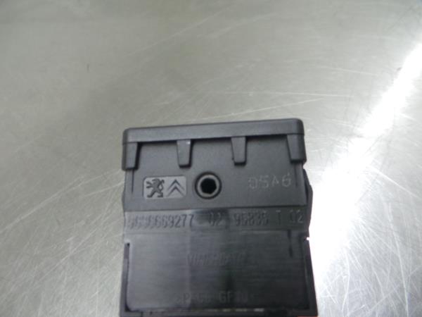 Multifunction control PEUGEOT 308 II Imagem-3